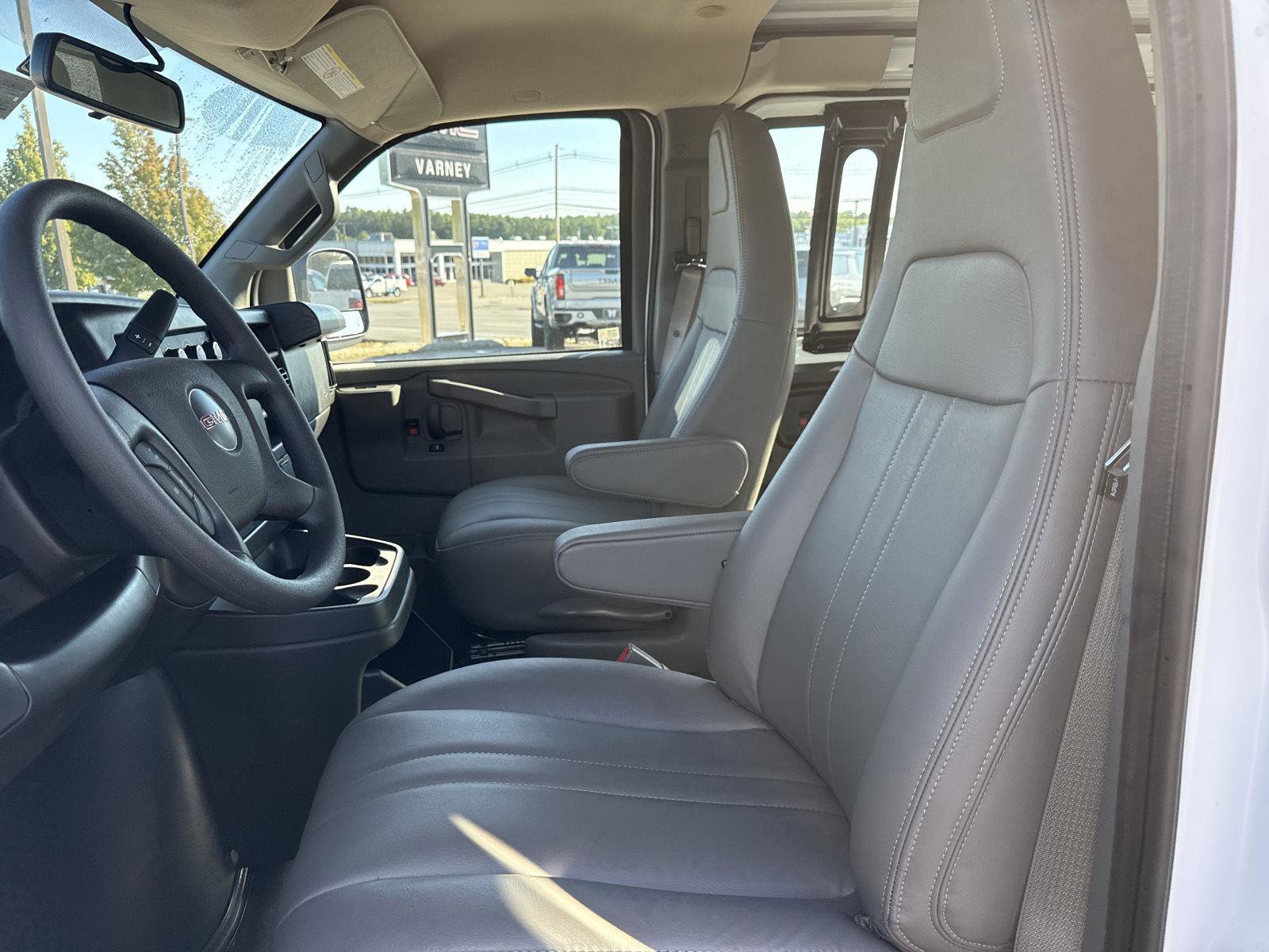 New 2025 GMC Savana 2500 w/ Driver Convenience Package RWD image 20