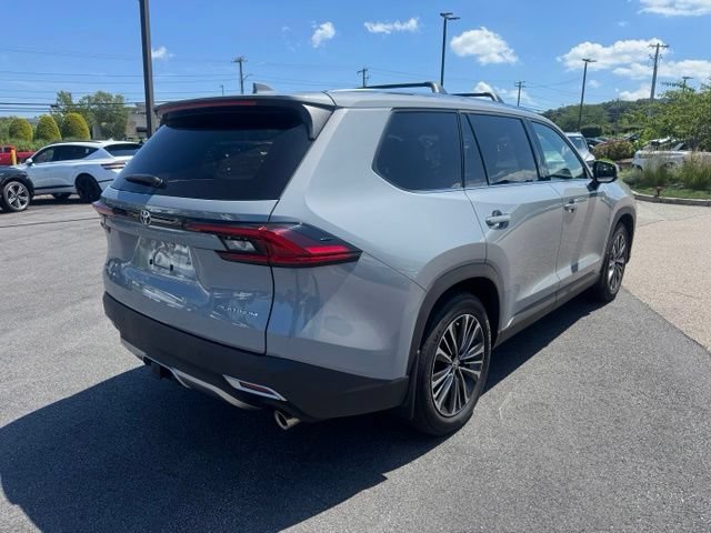 Used 2025 Toyota Grand Highlander AWD Hybrid image 14