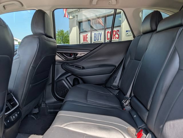 Used 2022 Subaru Outback Limited AWD/4WD image 16
