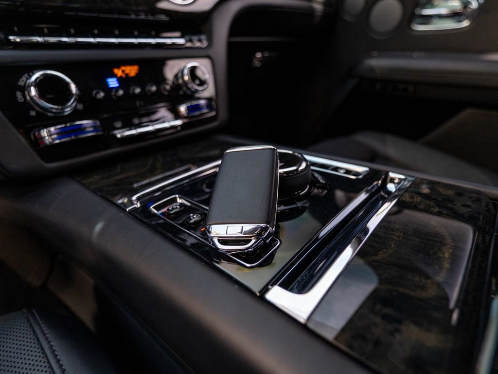 Used 2022 Rolls-Royce Ghost AWD/4WD image 15