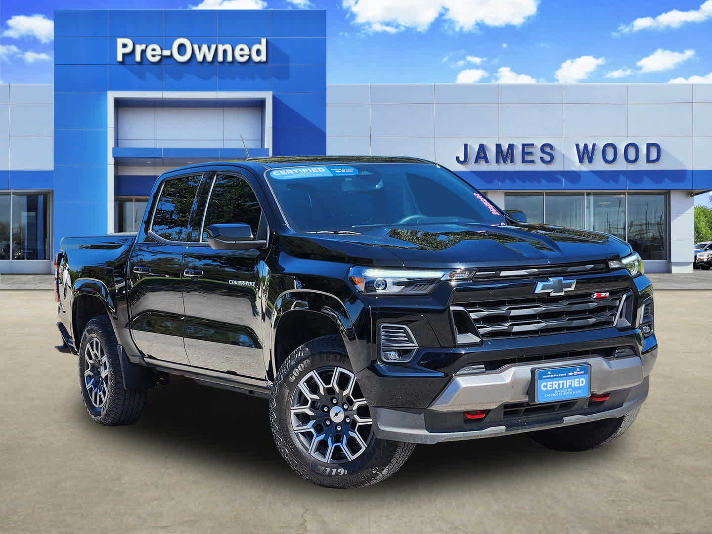 Certified 2024 Chevrolet Colorado Z71 w/ Z71 Convenience Package 2