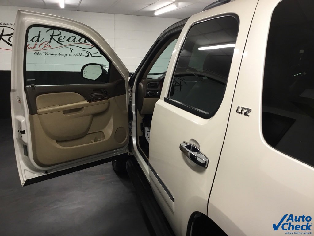 Used 2014 Chevrolet Tahoe LTZ image 25