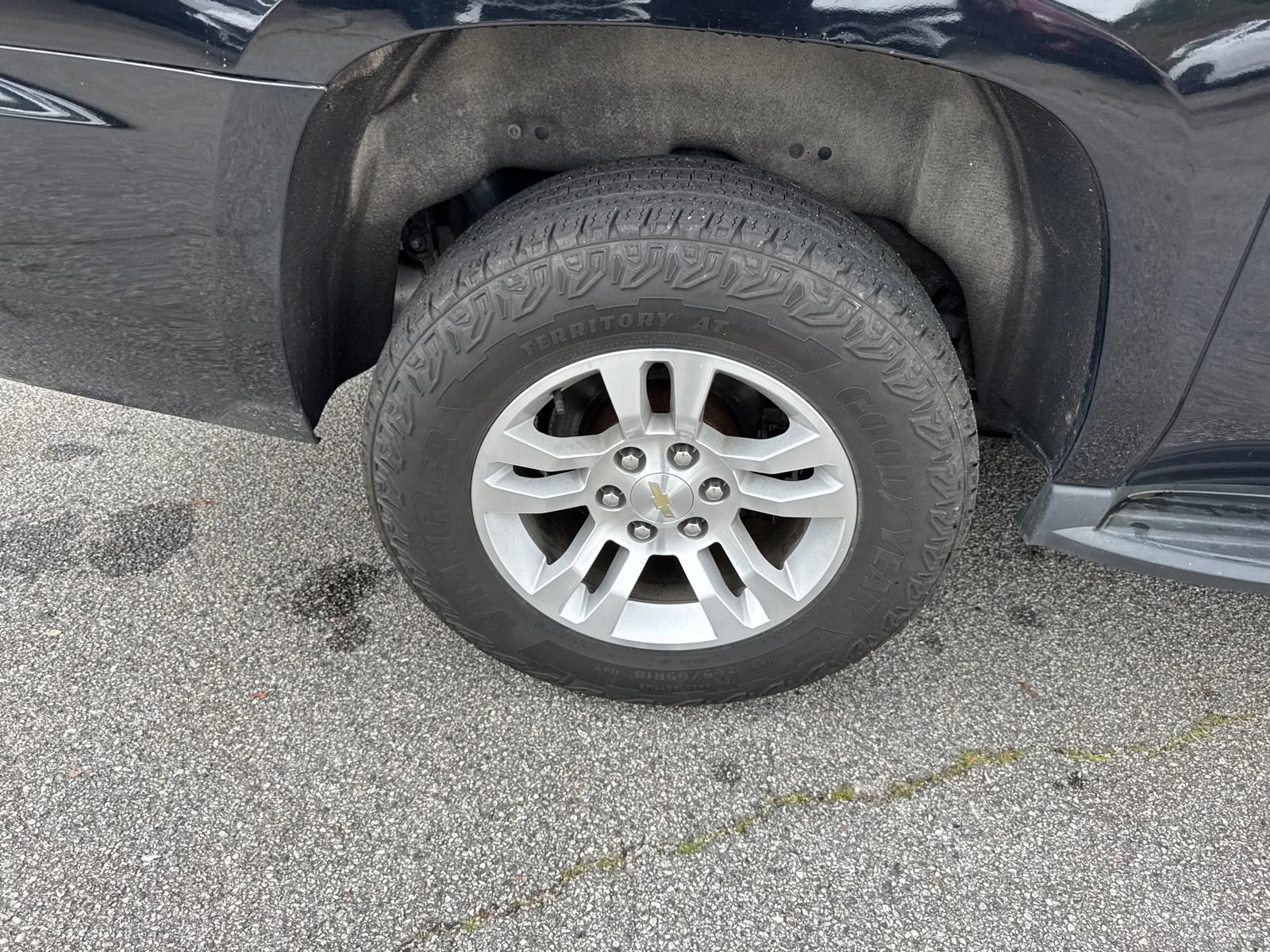 Used 2018 Chevrolet Suburban LT AWD/4WD image 17