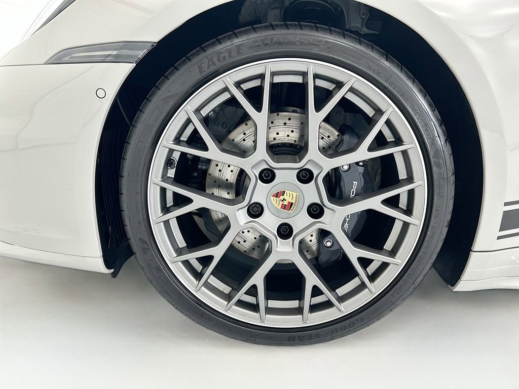 Used 2026 Porsche 911 Carrera image 27
