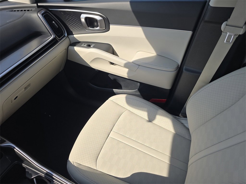 New 2026 Kia Sorento S w/ S Panoramic Sunroof Package image 17