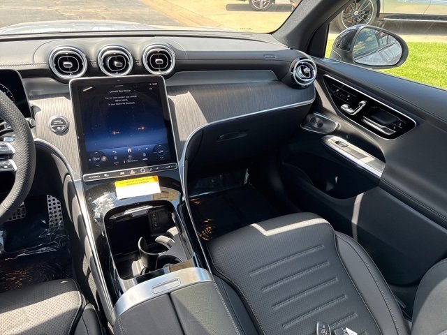 New 2025 Mercedes-Benz GLC 300 4MATIC image 13