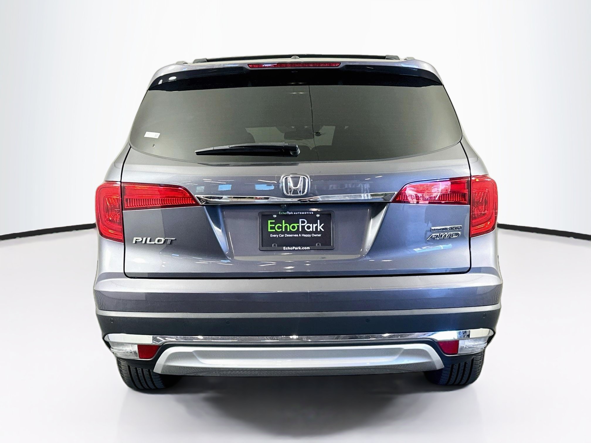 Used 2017 Honda Pilot Touring image 7