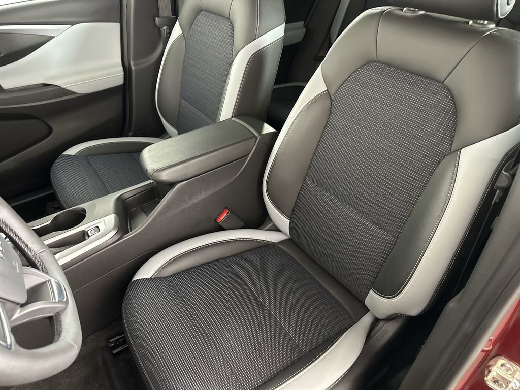 Used 2025 Buick Envista Preferred w/ Convenience I Package image 22