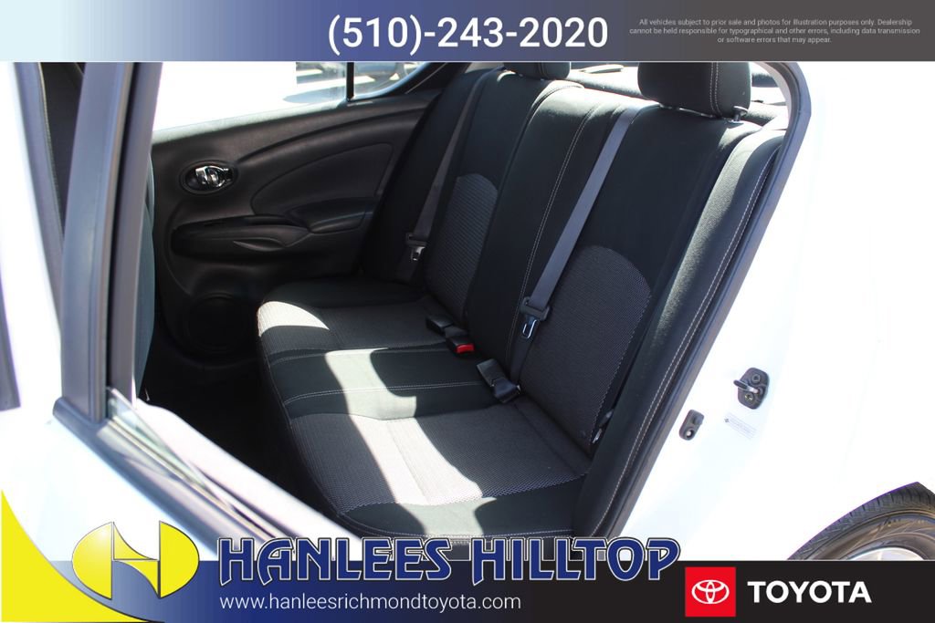 Used 2017 Nissan Versa SV w/ SV Special Edition Package image 13