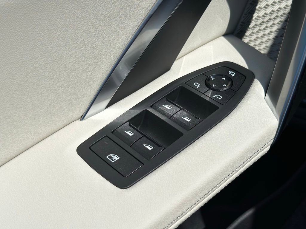 New 2026 BMW X1 xDrive28i w/ Technology Package AWD/4WD image 20