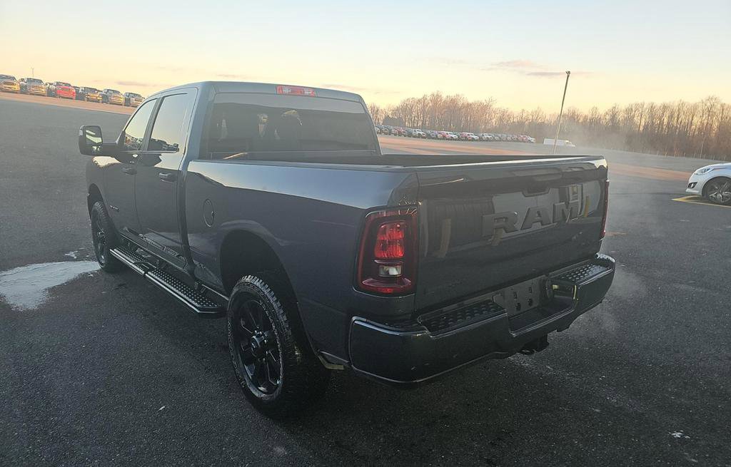 Used 2025 RAM 2500 Big Horn AWD/4WD image 7