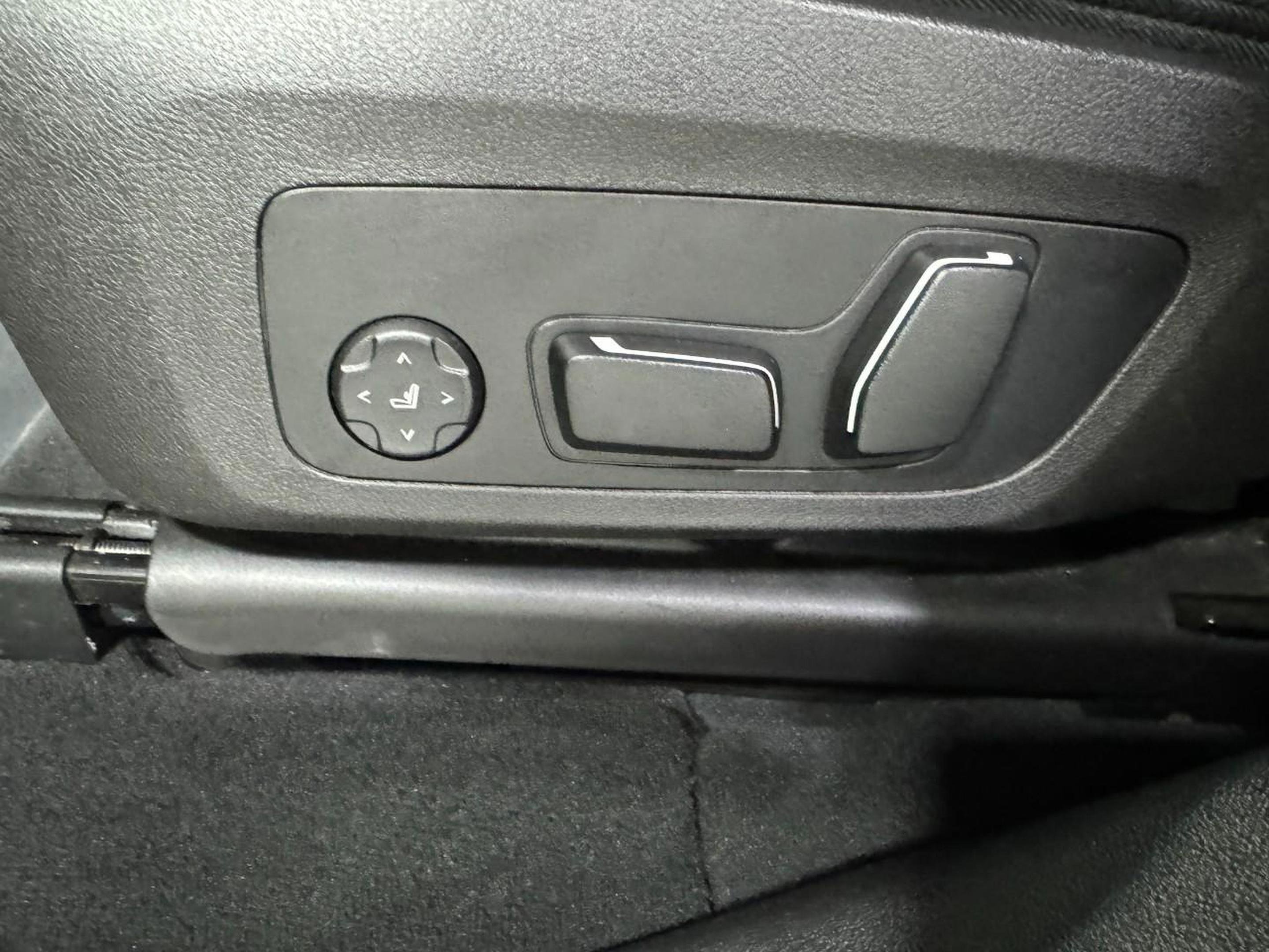 Used 2024 BMW X3 sDrive30i image 29