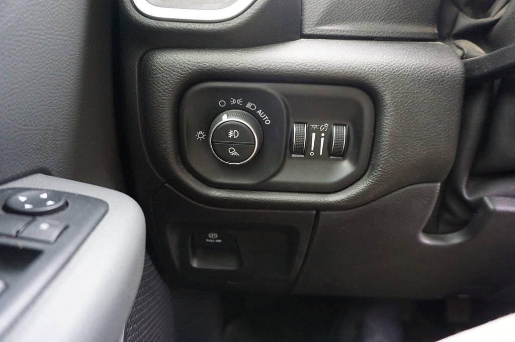 Used 2019 RAM 1500 Big Horn image 5