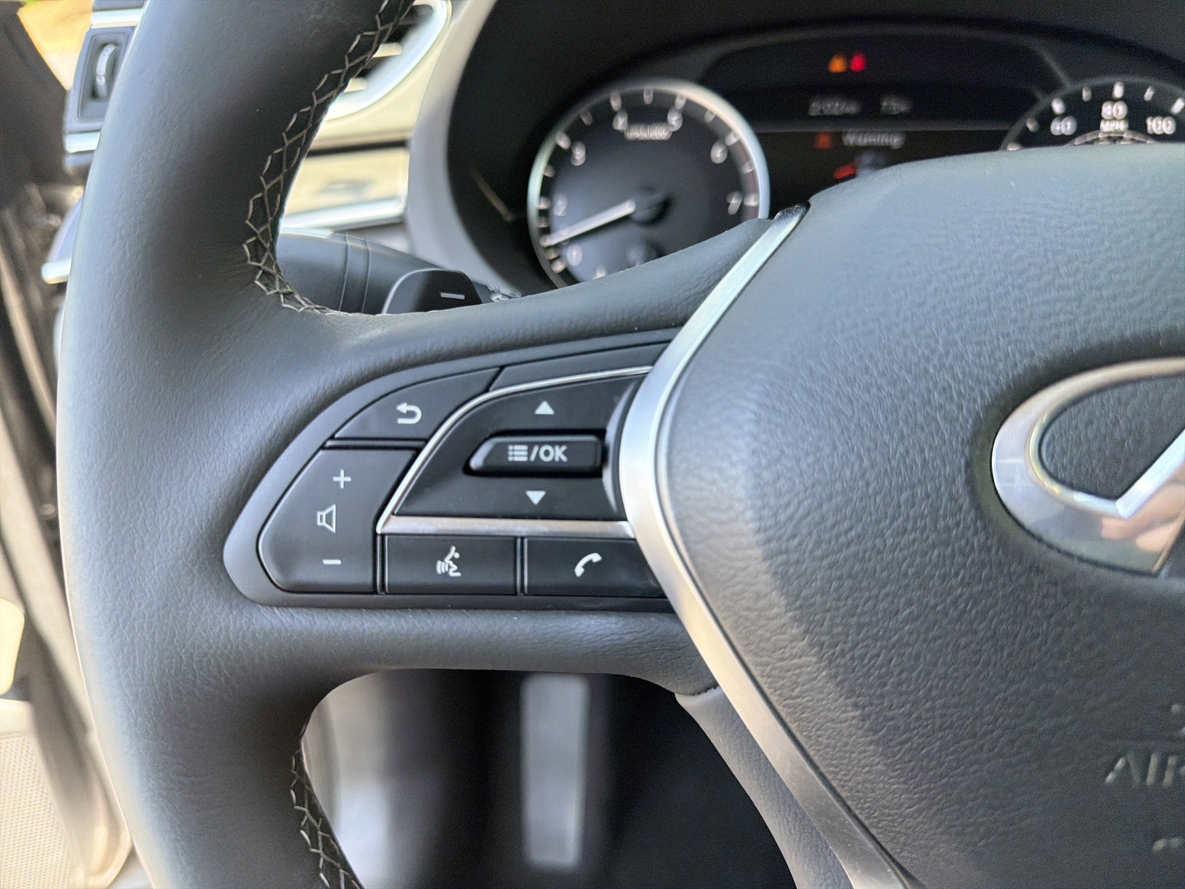 Used 2023 INFINITI QX50 Luxe FWD image 33