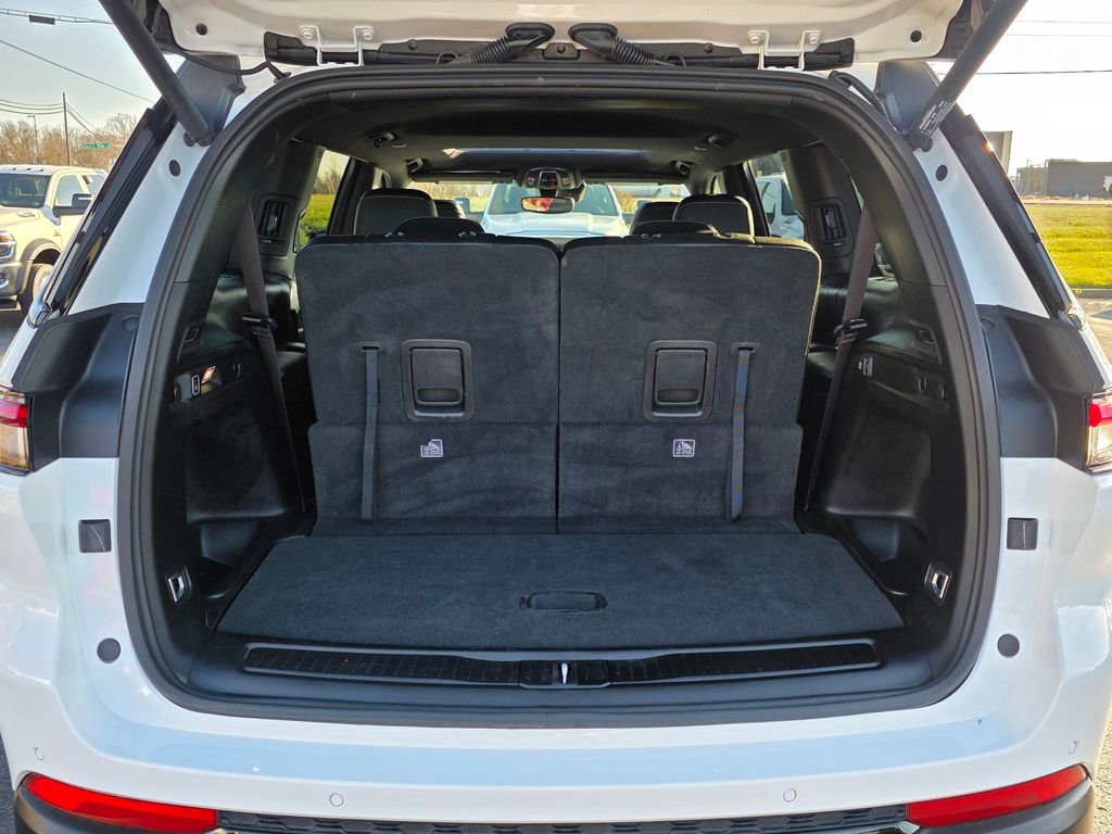 Used 2024 Jeep Grand Cherokee L Altitude image 33
