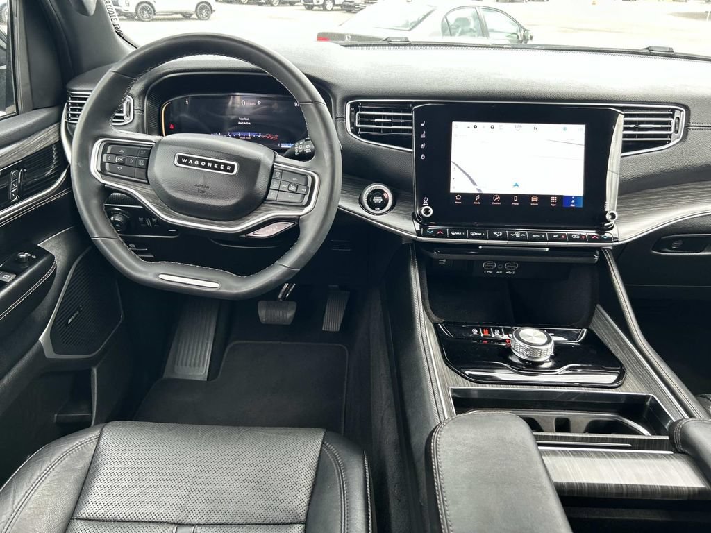 Used 2024 Jeep Wagoneer Series II w/ Flexible Seating Group RWD image 22