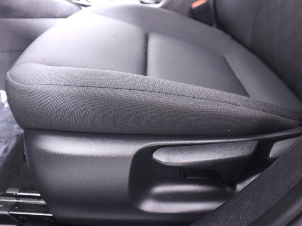Used 2025 Toyota Corolla LE FWD image 24