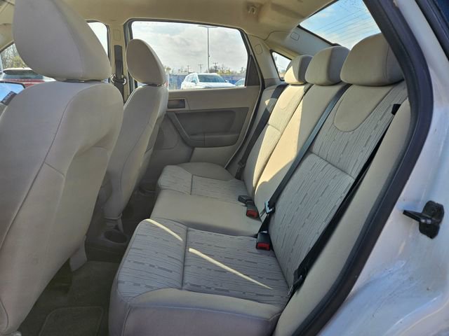 Used 2009 Ford Focus SE image 5