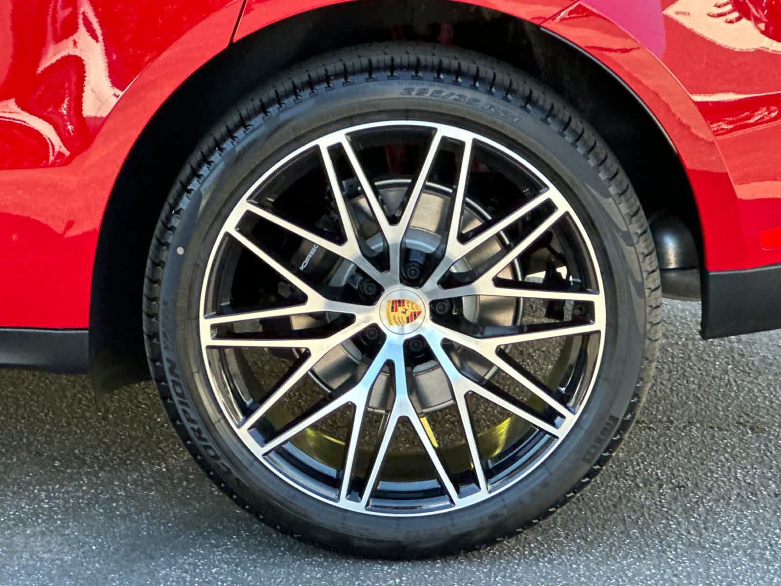 New 2026 Porsche Macan AWD/4WD image 30