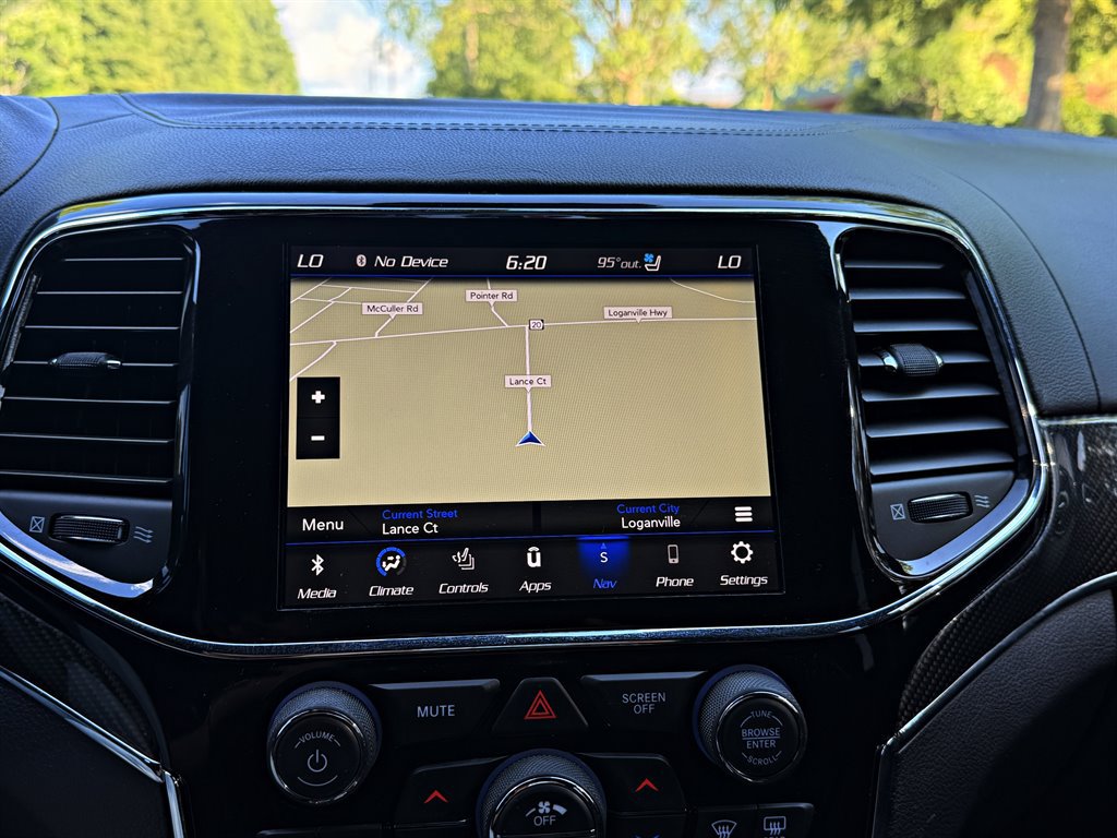 Used 2020 Jeep Grand Cherokee SRT AWD/4WD image 19