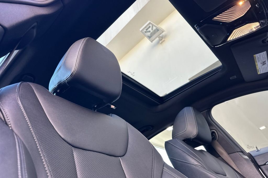 Used 2023 BMW i4 eDrive35 w/ Premium Package RWD image 17