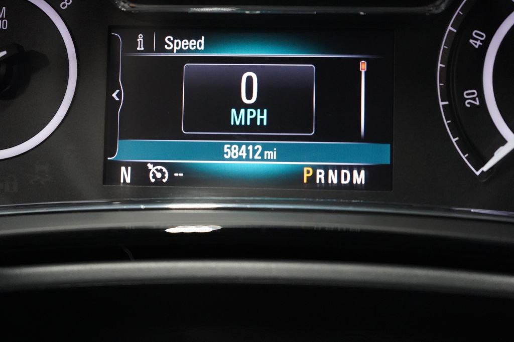 Used 2017 Buick Regal Premium w/ Driver Confidence Package #1 AWD/4WD image 18