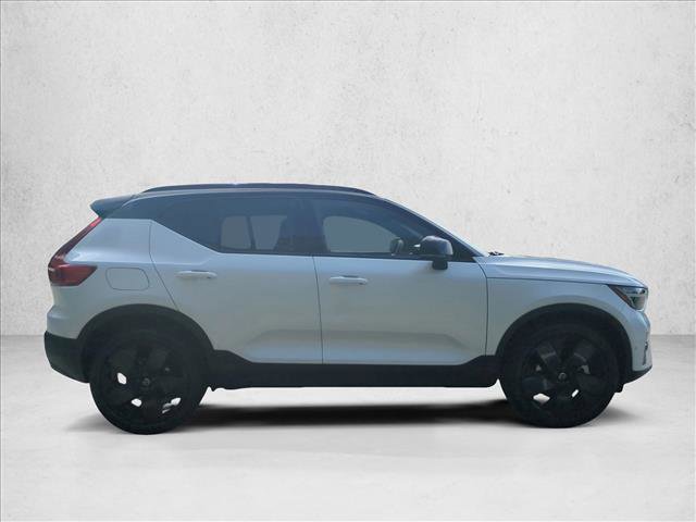 Used 2026 Volvo XC40 B5 Ultra w/ Protection Package Premier AWD/4WD video 4
