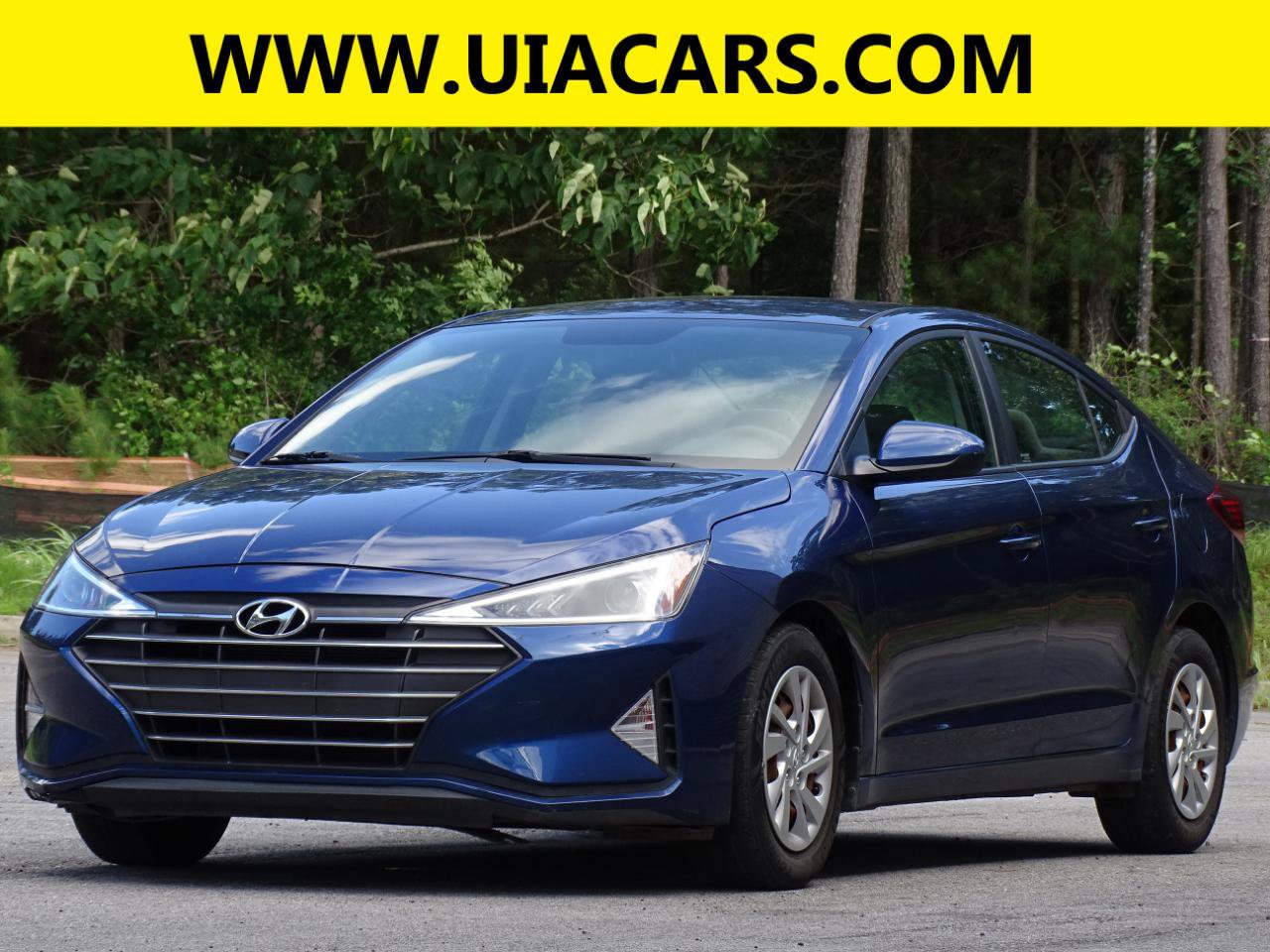 Used 2019 Hyundai Elantra SE FWD image 2