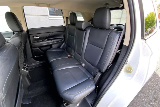 Used 2019 Mitsubishi Outlander GT AWD/4WD image 26