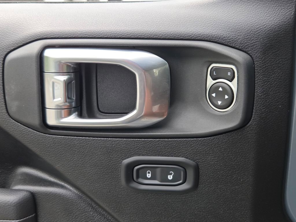 Used 2025 Jeep Wrangler Unlimited Sport S 4xe image 27