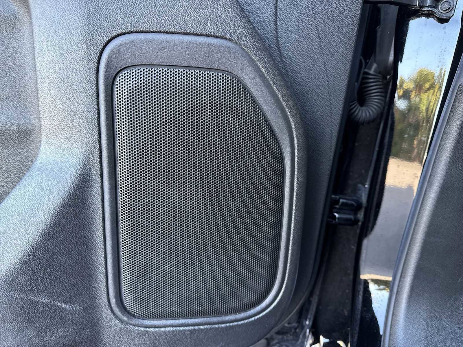 Used 2021 GMC Sierra 1500 Elevation image 26