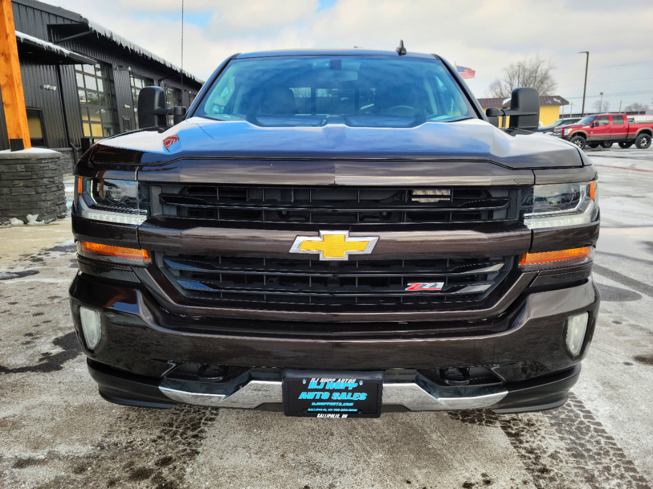 Used 2018 Chevrolet Silverado 1500 LT w/ All Star Edition image 2