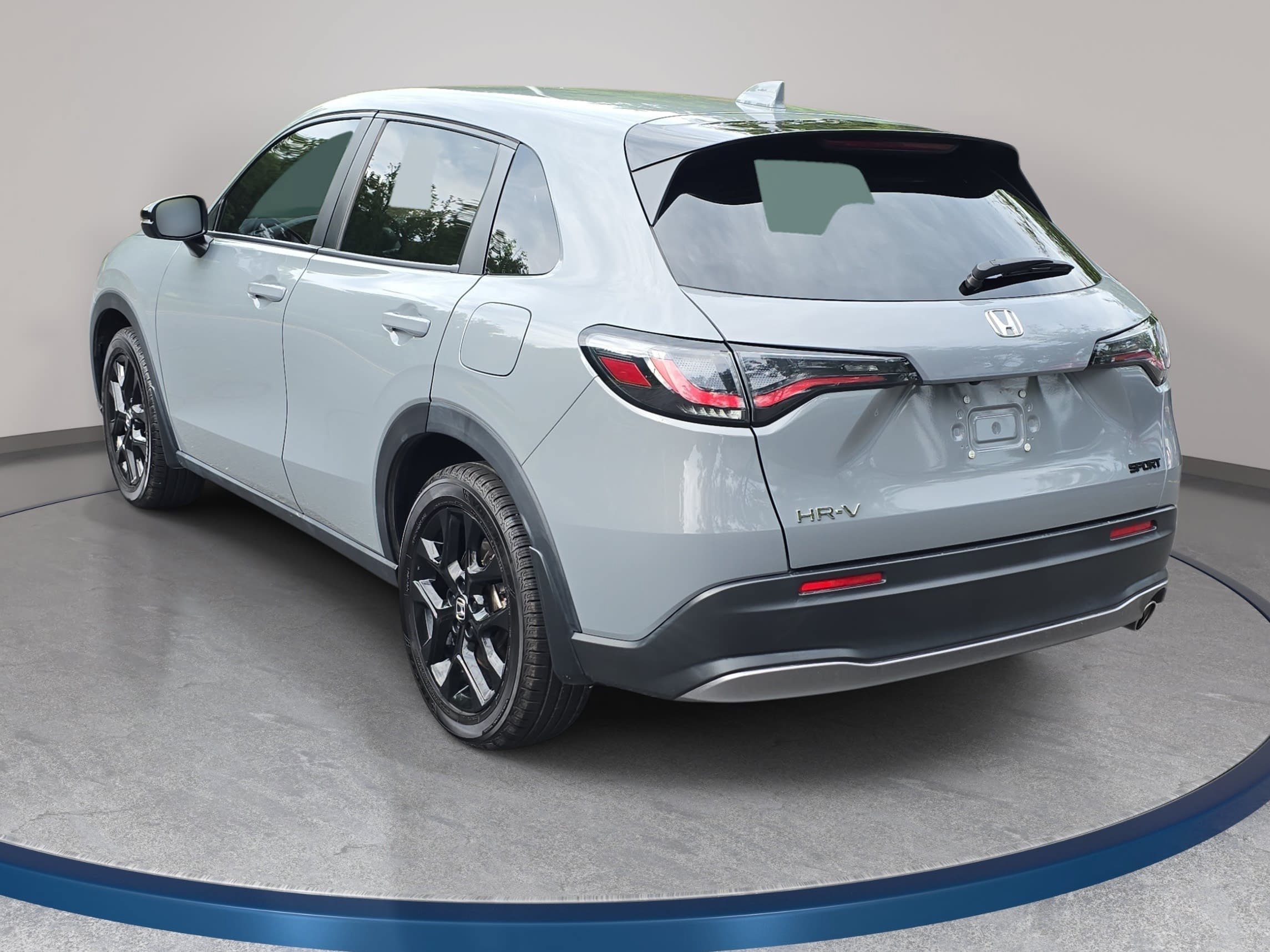 Used 2025 Honda HR-V Sport image 7