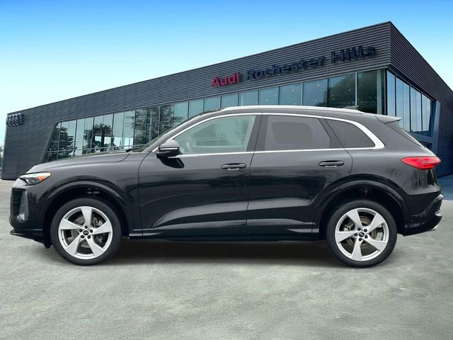 Certified 2025 Audi Q5 Premium w/ Premium Plus AWD/4WD image 2