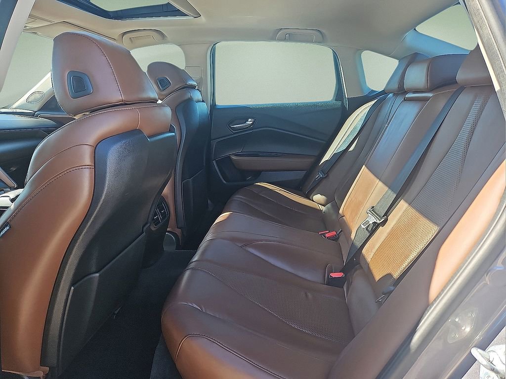 Used 2022 Acura TLX w/ Technology Package image 12