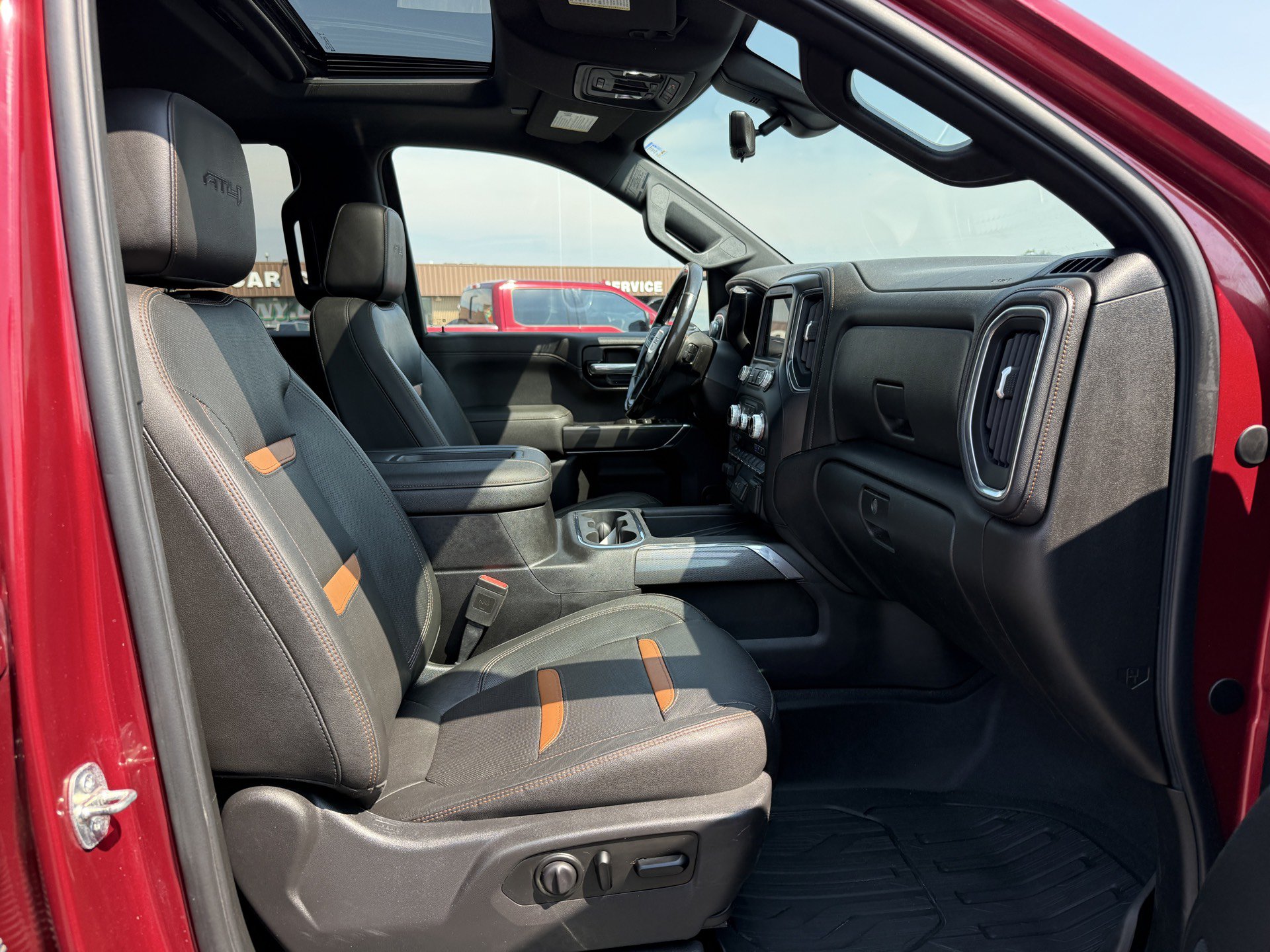 Used 2019 GMC Sierra 1500 AT4 w/ AT4 Premium Package AWD/4WD image 28