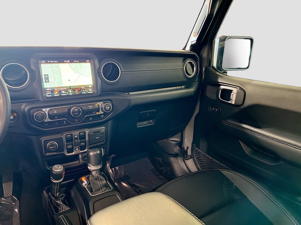 Used 2023 Jeep Wrangler Unlimited Sahara AWD/4WD image 22