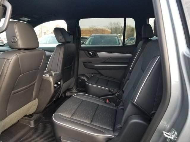 New 2026 Buick Enclave Sport Touring w/ LPO, Floor Liner Package FWD image 9