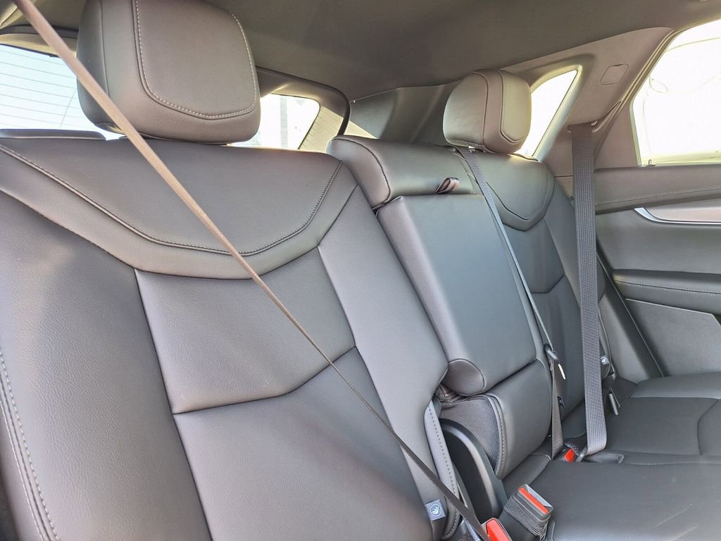 New 2026 Cadillac XT5 Luxury w/ LPO, Floor Liner Package AWD/4WD image 30
