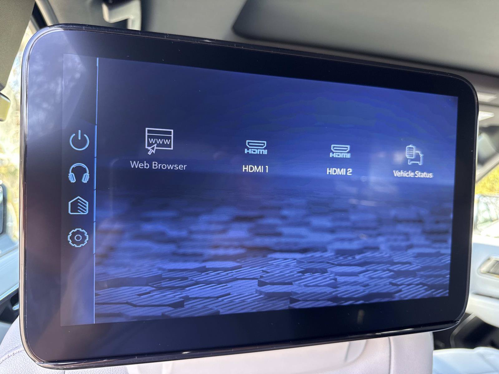 New 2026 Chevrolet Suburban Premier AWD/4WD image 14