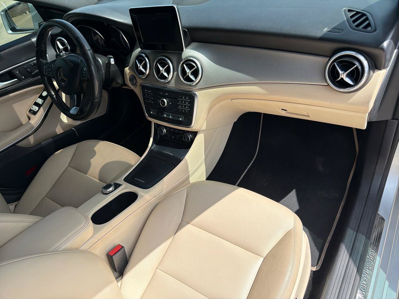 Used 2015 Mercedes-Benz CLA 250 4MATIC image 20