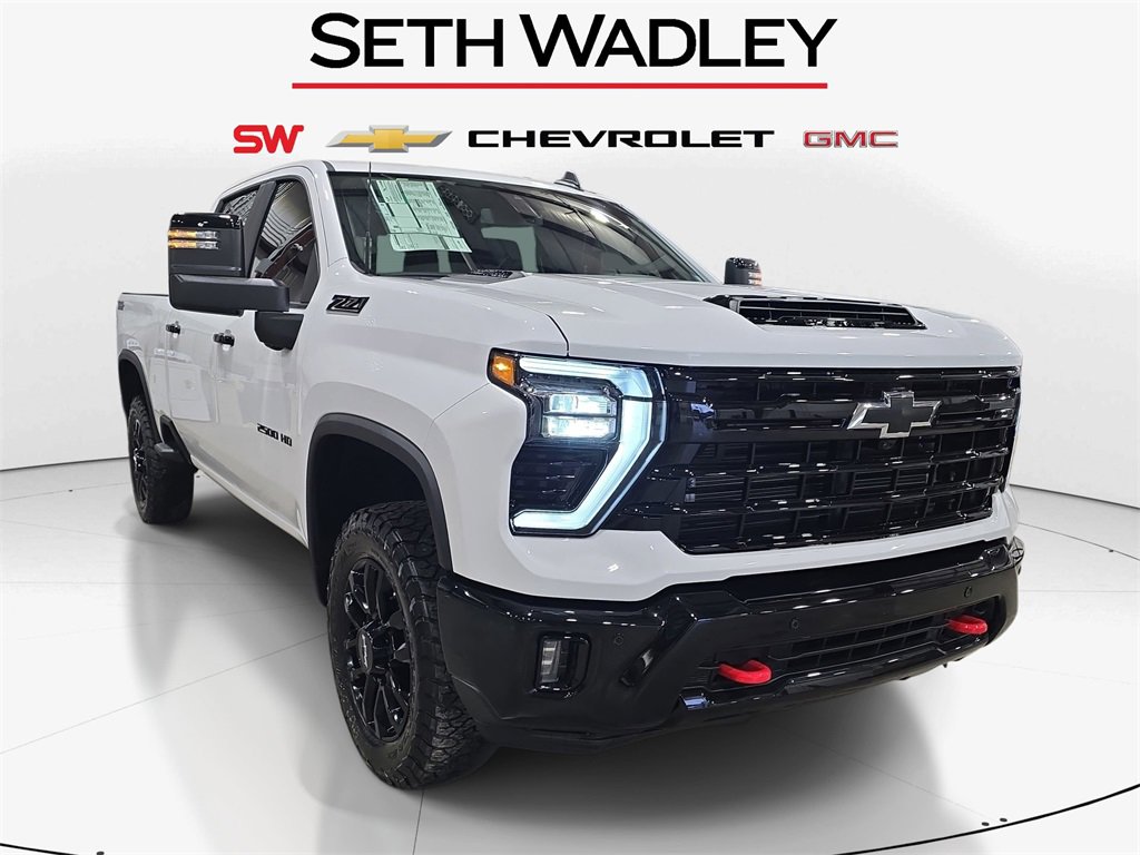 New 2026 Chevrolet Silverado 2500 LT w/ Trail Boss Package