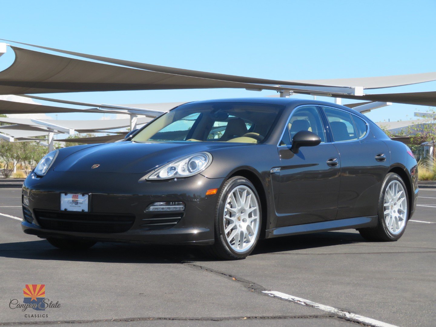 Used 2010 Porsche Panamera S RWD image 8