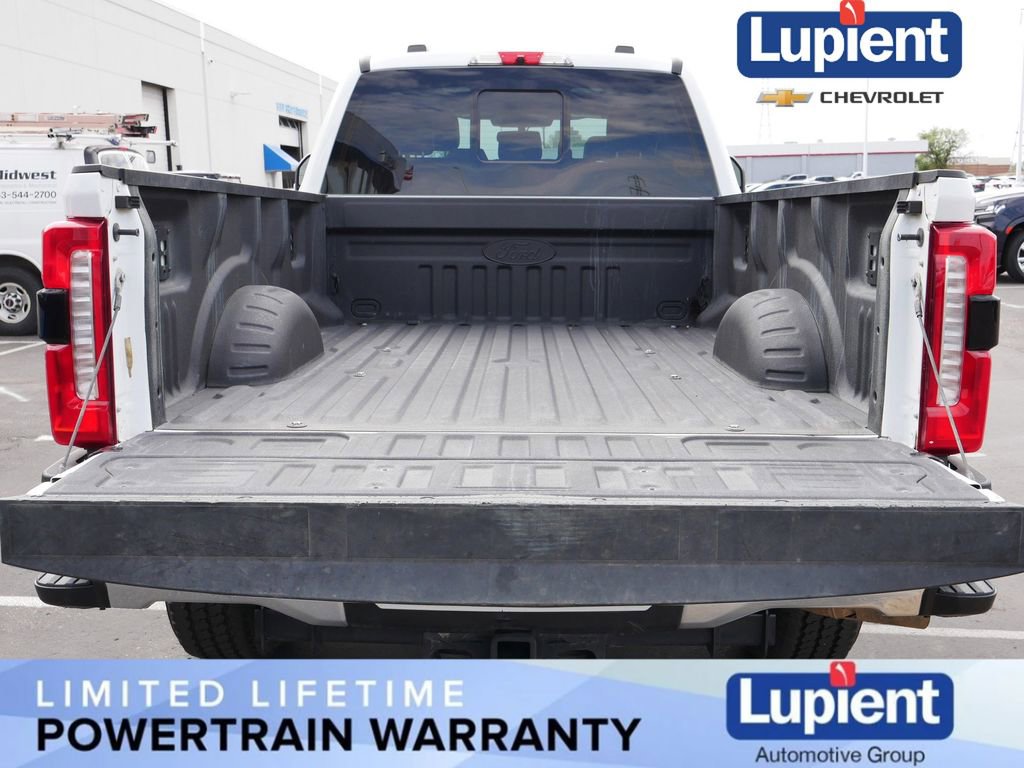 Used 2024 Ford F350 Lariat image 7
