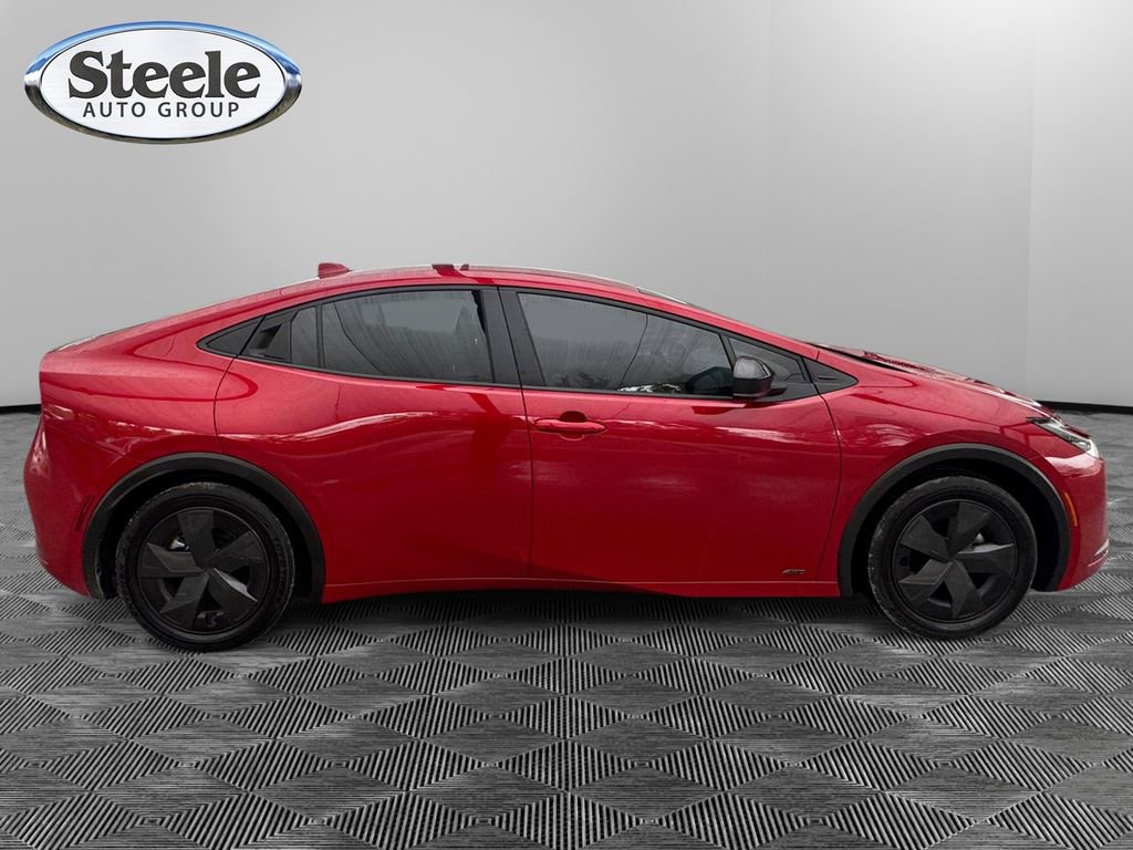 Used 2023 Toyota Prius LE image 6