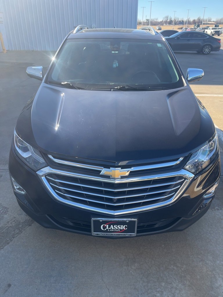 Used 2020 Chevrolet Equinox Premier image 2