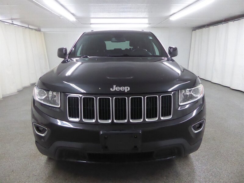 Used 2016 Jeep Grand Cherokee Laredo w/ Quick Order Package 23E AWD/4WD image 2
