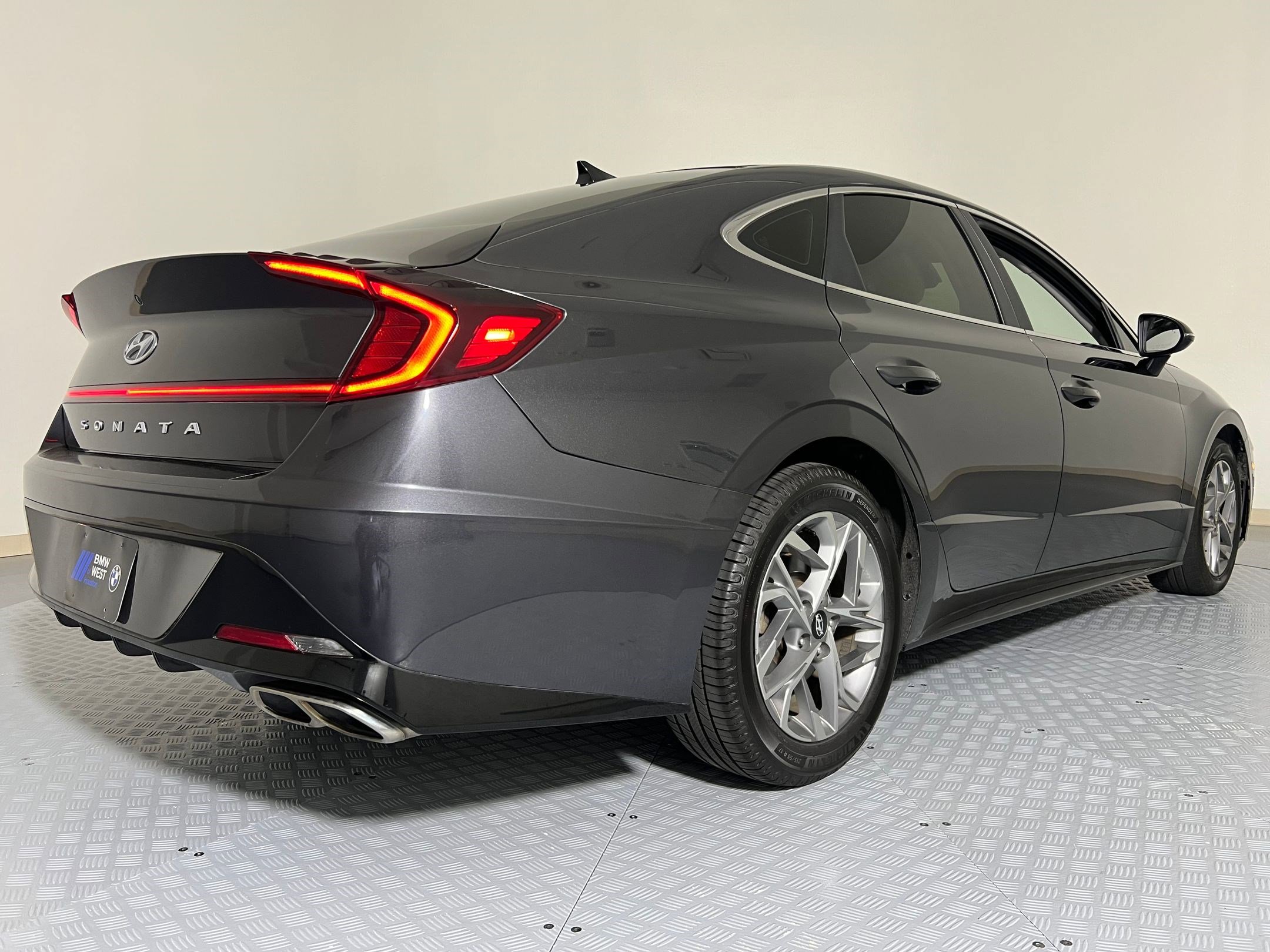 Used 2021 Hyundai Sonata SEL image 9