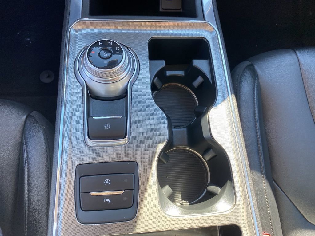 Certified 2022 Ford Edge Titanium AWD/4WD image 34