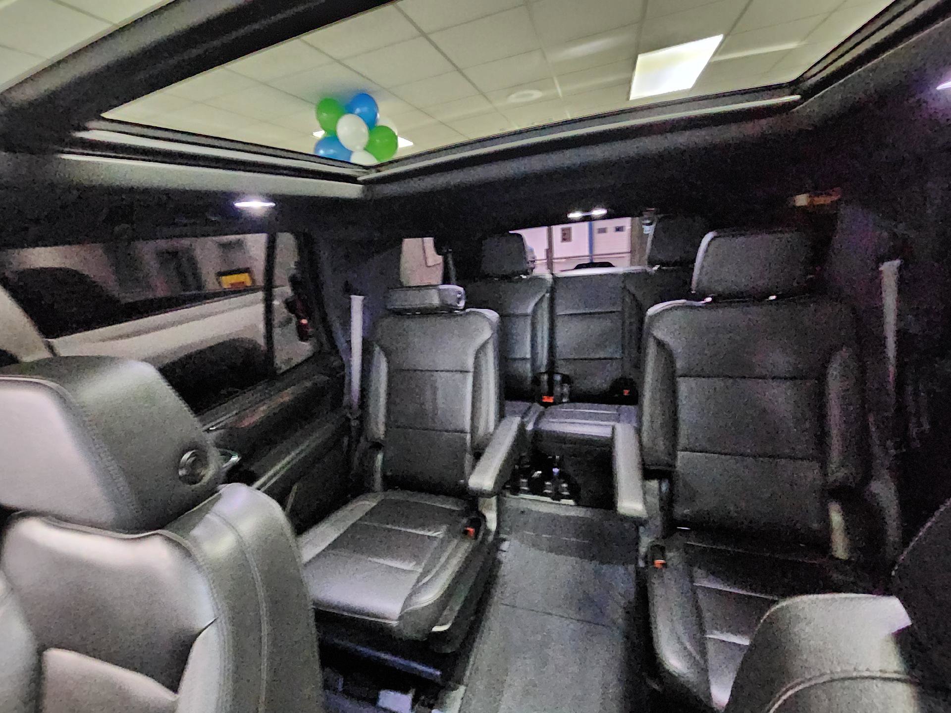 Used 2024 Chevrolet Tahoe Z71 w/ Z71 Off-Road Package image 9